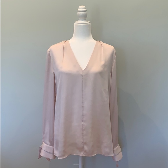 Banana Republic Tops - Banana Republic champagne colored v neck blouse